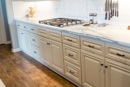 8 Different Materials for Kitchen Countertops